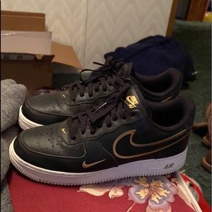 Slight creased want them gone no deliveries